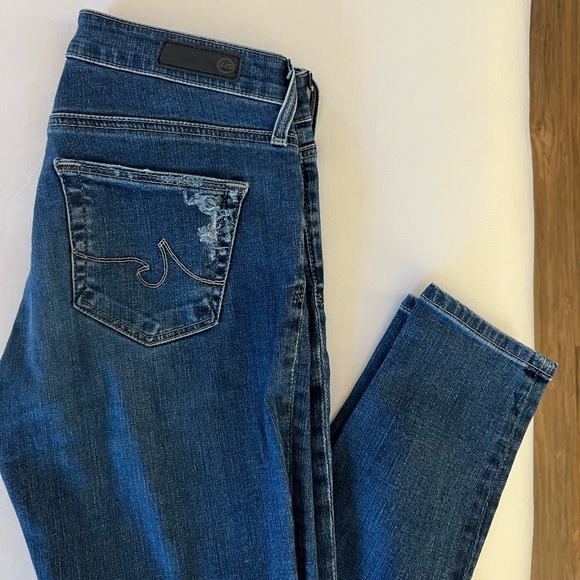 AG premium denim / distressed jeans - Picture 8 of 12